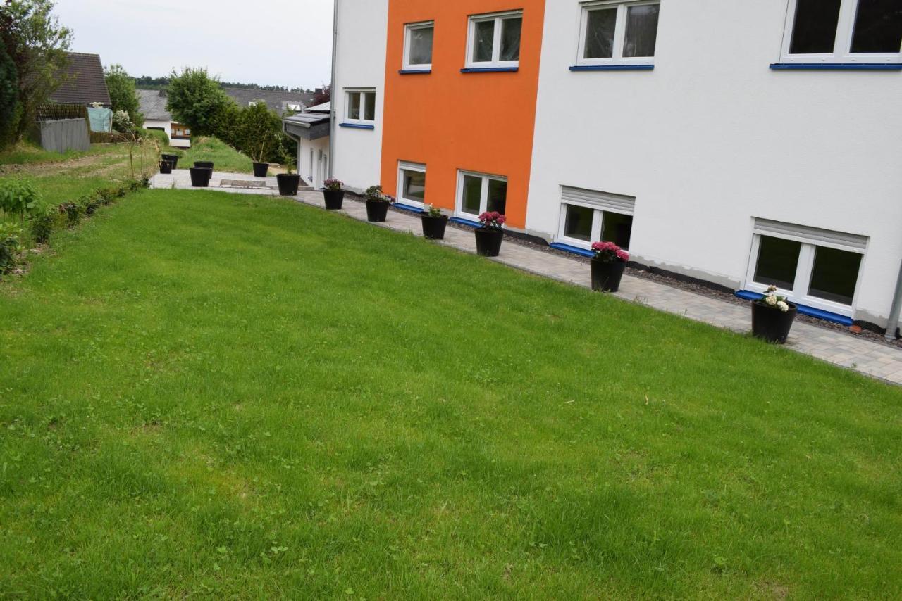 Hunsruecker-Fewo - Die Erlebnishuette - 2 Ferienwohnungen Im Hunsrueck In Unzenberg Gobenhausen 外观 照片